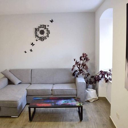 Old Town Apartment Popovic Върсар Екстериор снимка